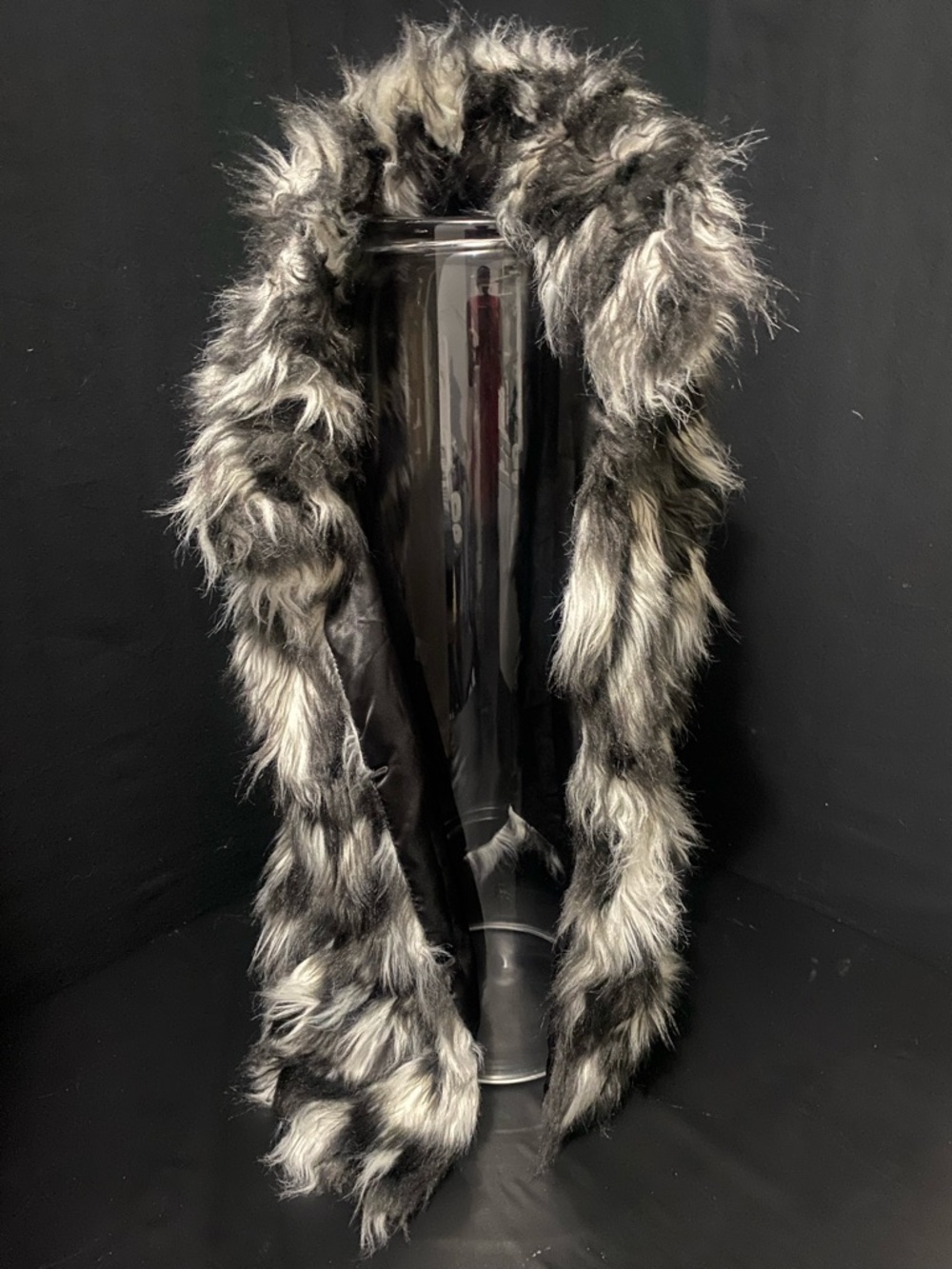 Marc New York Black and White Faux Fur Vest - Picture 10 of 15